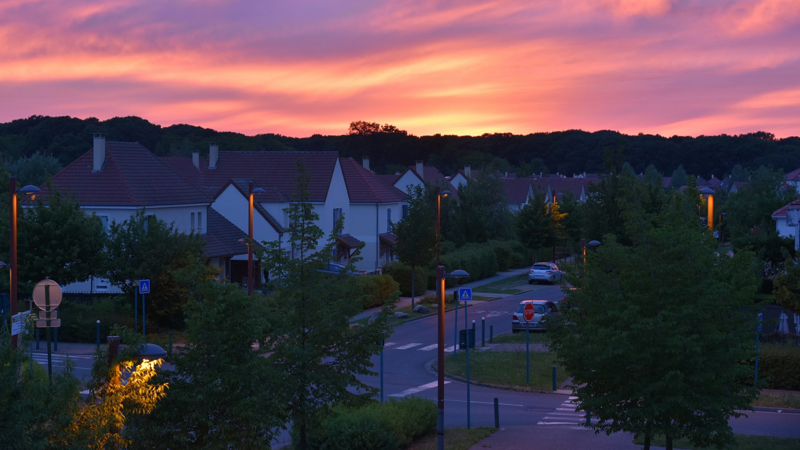 Choice Home Warranty review image showing a suburban home exterior at golden hour.